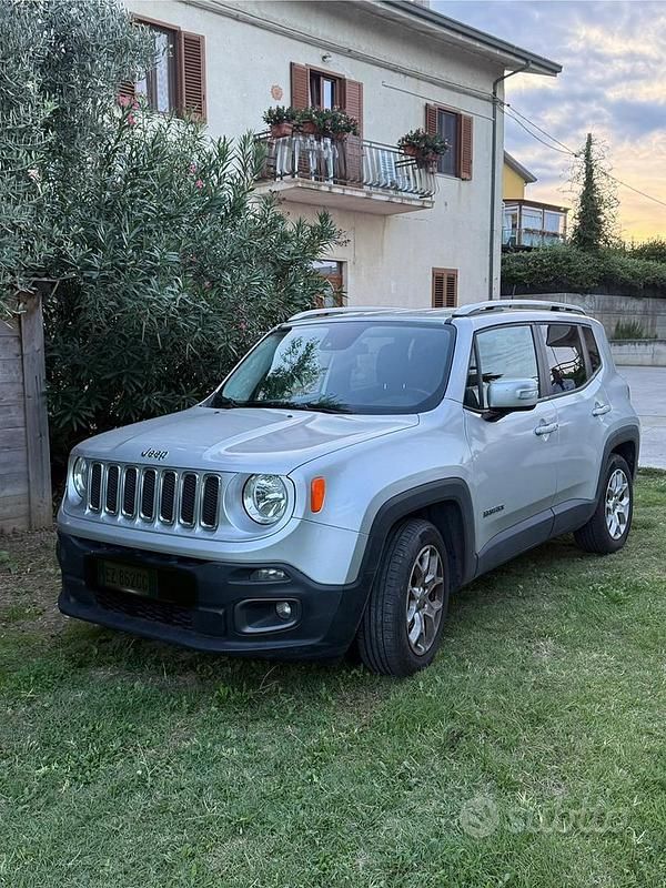 Usata 2015 Jeep Renegade Limited SUV | 9999 € (Cara) - Immagine 1/4