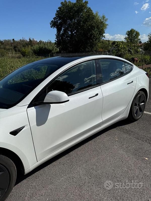 Usata Tesla Model 3 208 kW (283 CV) 2021 Bianco Berlina