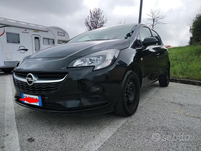 Usata Opel Corsa 90 CV (66 kW) 2016 Nero Utilitaria