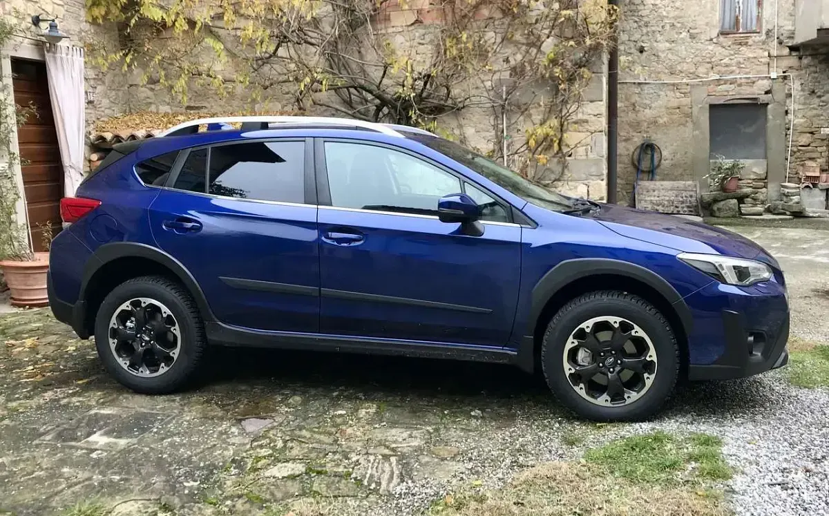 Usata Subaru XV 4dventure 114 CV (83 kW) 2023 Blu/azzurro SUV