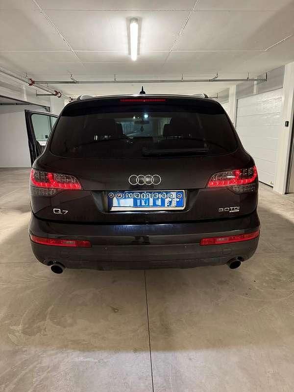 Usata Audi Q7 Comfort 232 CV (170 kW) 2006 Nero SUV