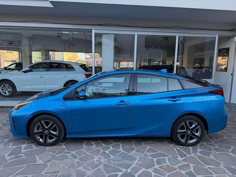 Usata Toyota Prius Lounge 98 CV (72 kW) 2020 Blu/azzurro Utilitaria