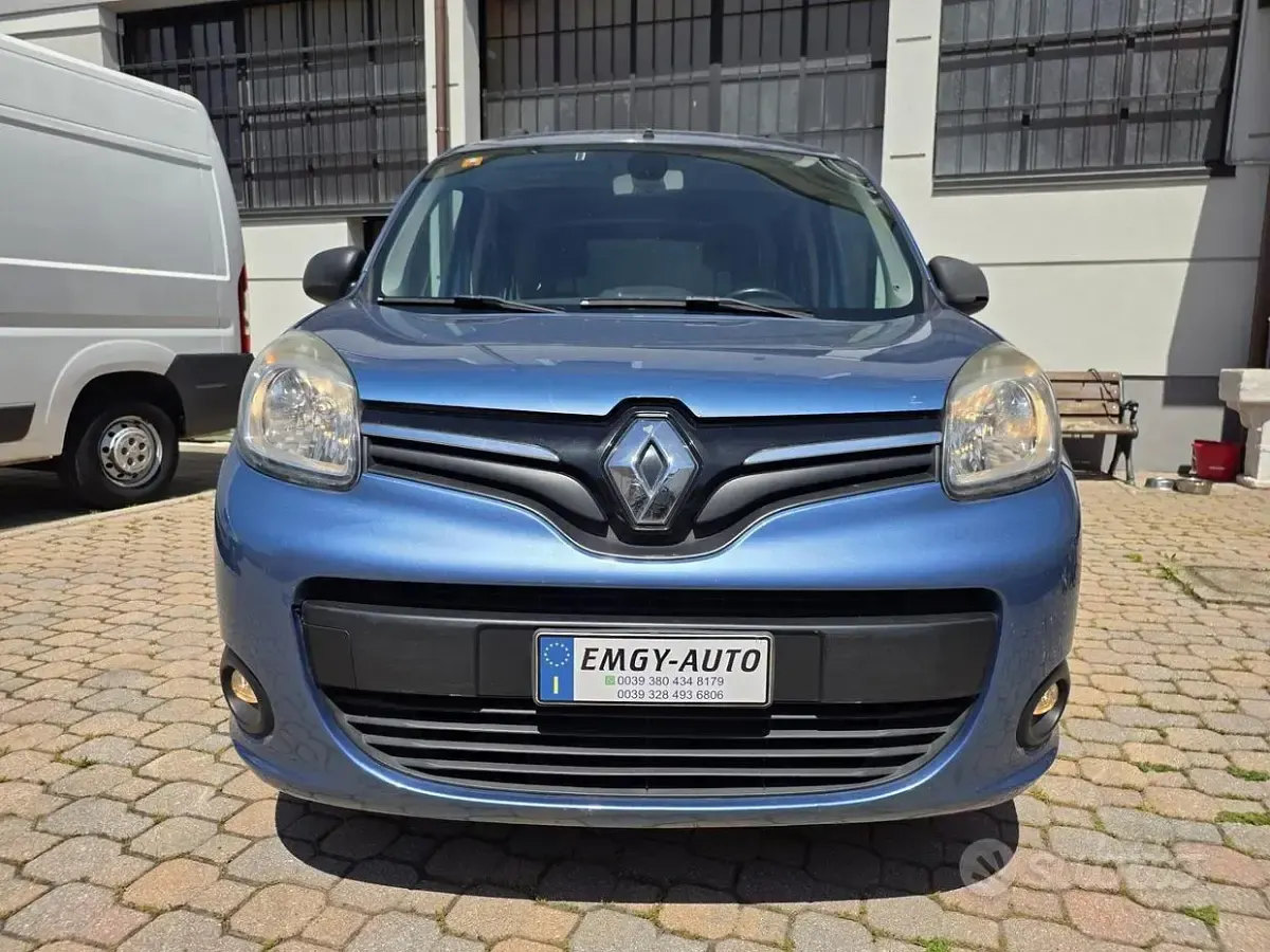 Usata Renault Kangoo 90 CV (66 kW) 2013 Blu Monovolume