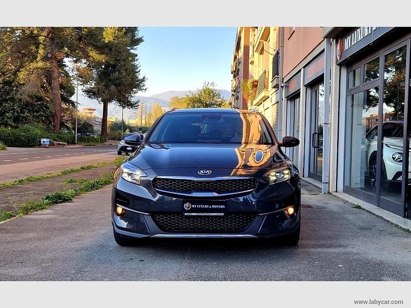 Usata Kia XCeed 119 CV (87 kW) 2022 Grigio SUV