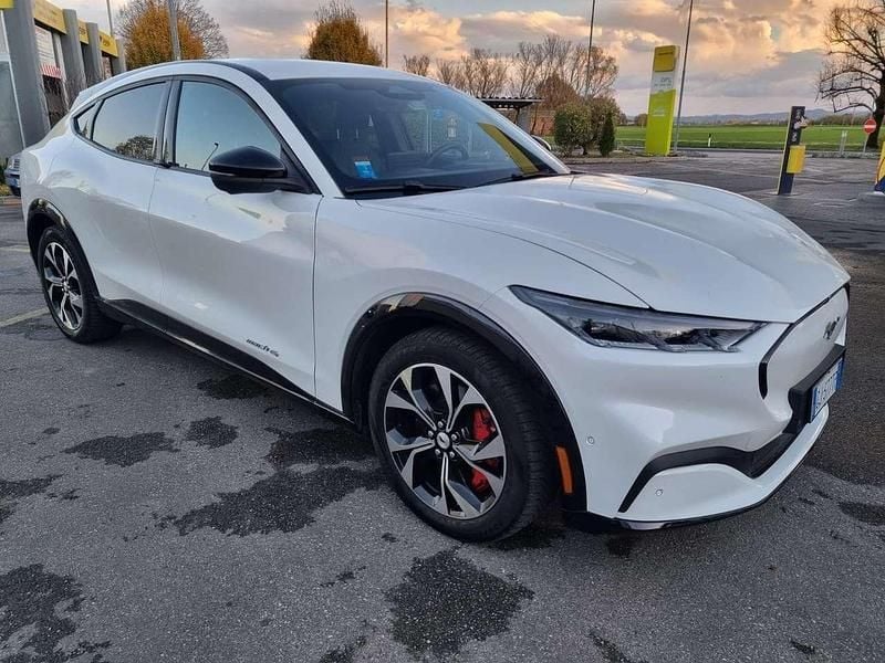 Usata Ford Mustang Mach-E Standard Range 124 kW (169 CV) 2022 Bianco SUV
