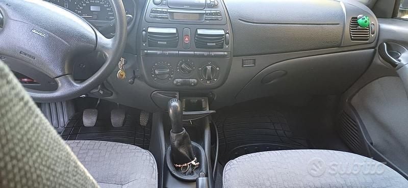 Usata Fiat Marea 105 CV (77 kW) 1999 Verde Berlina