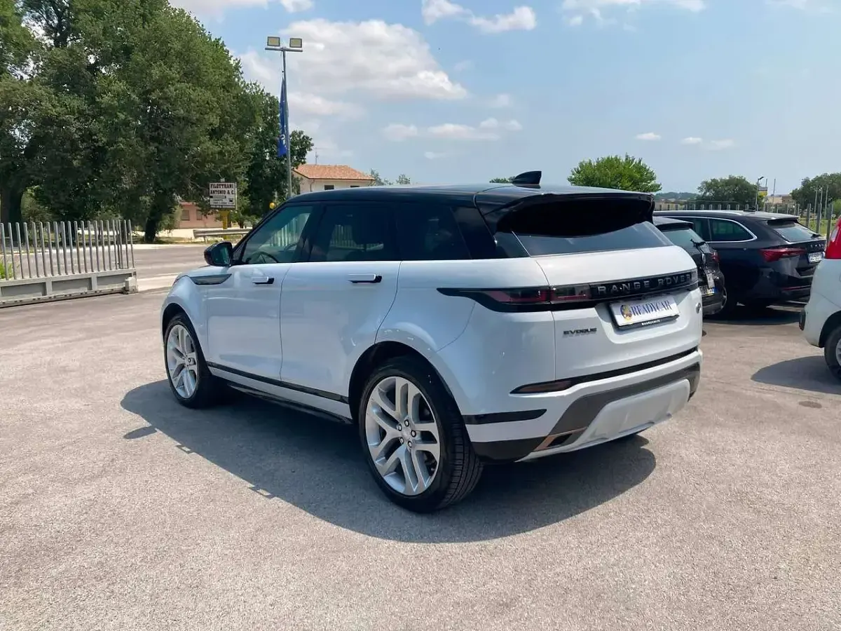Usata Land Rover Range Rover evoque First Edition 179 CV (131 kW) 2019 Bianco SUV