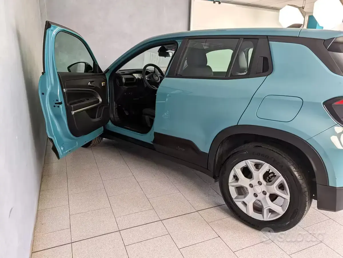 Usata Jeep Avenger Altitude 101 CV (74 kW) 2024 SUV