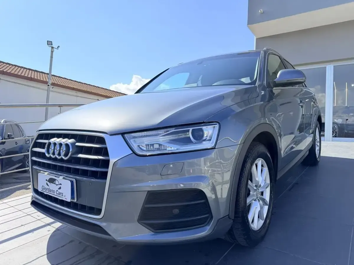 Usata Audi Q3 Sport 120 CV (88 kW) 2018 Argento SUV