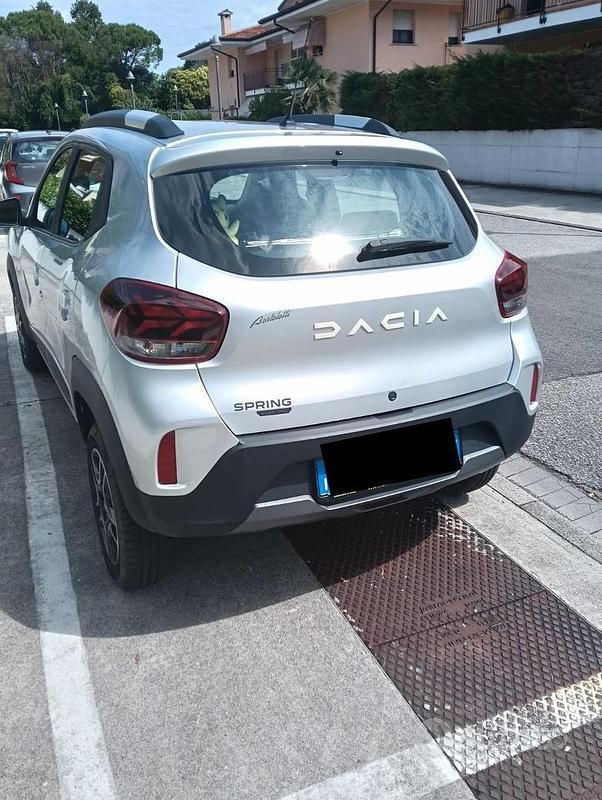 Usata Dacia Spring 33 kW (45 CV) 2024 Utilitaria