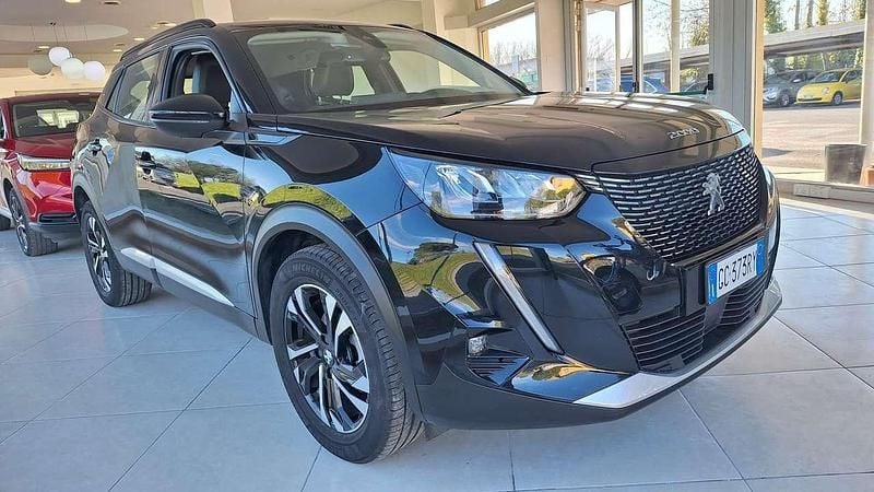 Nero Usata 2020 Peugeot 2008 Allure SUV | 13.500 € (Buon prezzo) - Immagine 1/4