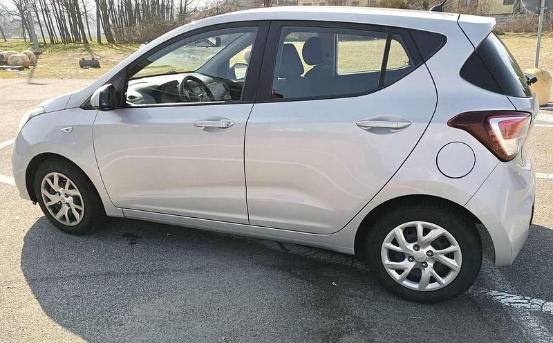 Usata Hyundai i10 Classic 67 CV (49 kW) 2017 Utilitaria