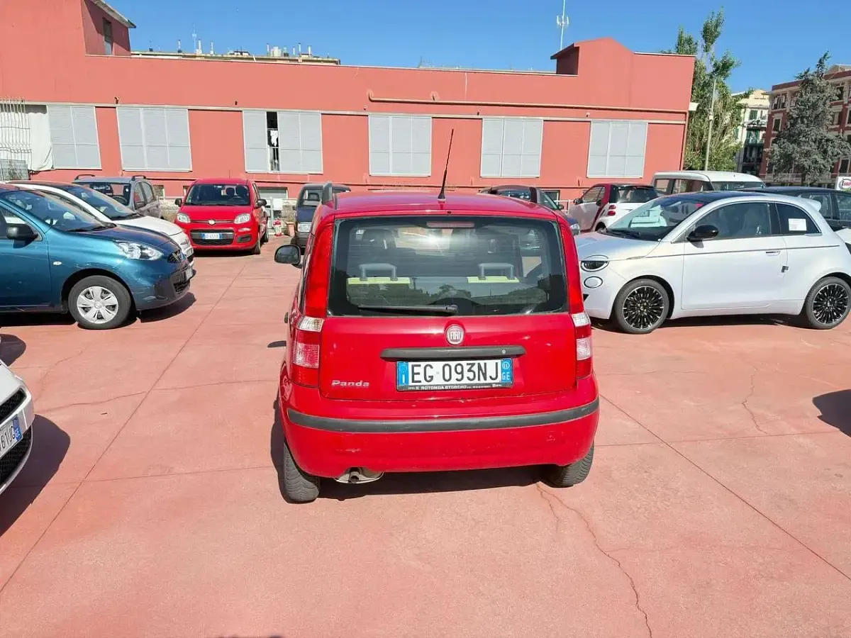 Usata Fiat Panda Active 69 CV (50 kW) 2011 Rosso Utilitaria