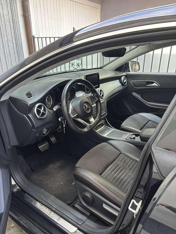 Usata Mercedes CLA200 Shooting Brake Premium 136 CV (100 kW) 2015 Station wagon