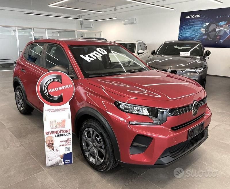 Rosso Nuova 2025 Citroën C3 PureTech Tre volumi | 15.999 € (Buon prezzo) - Immagine 1/4