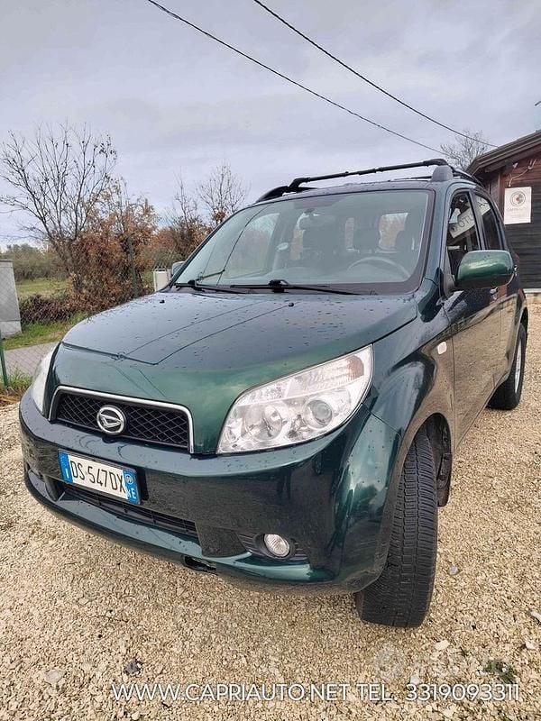 Usata Daihatsu Terios HIRO 105 CV (77 kW) 2009 Verde SUV
