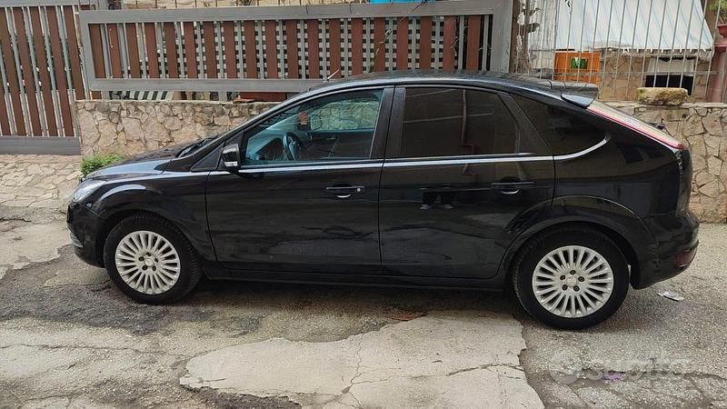 Usata Ford Focus 2009 Nero Berlina