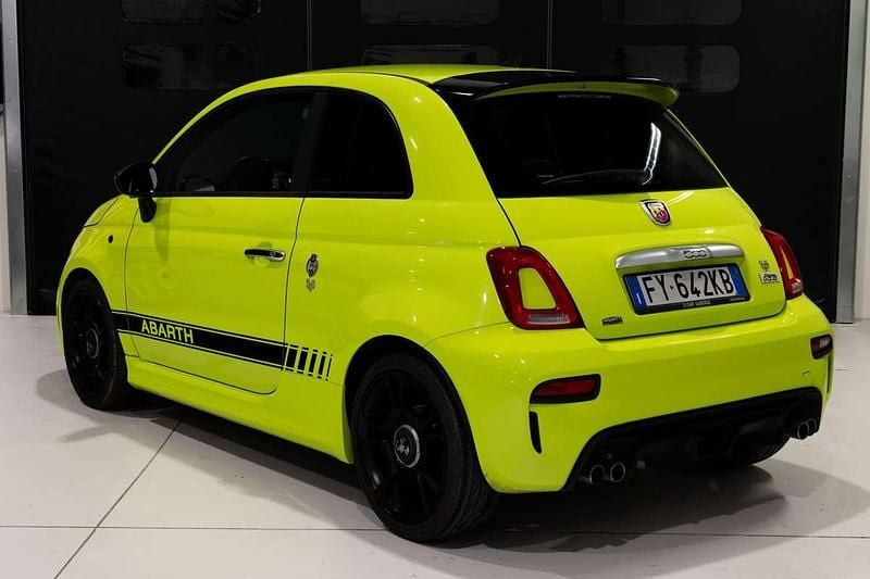 Usata Abarth 595 70th Anniversary 160 CV (117 kW) 2019 Verde Utilitaria