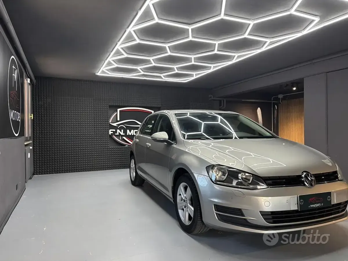 Używany VW Golf VII Comfortline 105 KM (77 kW) 2014 Szary Sedan/Limuzyna