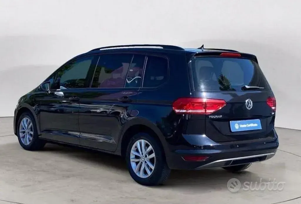 Usata VW Touran Comfortline 116 CV (85 kW) 2017 Nero Monovolume
