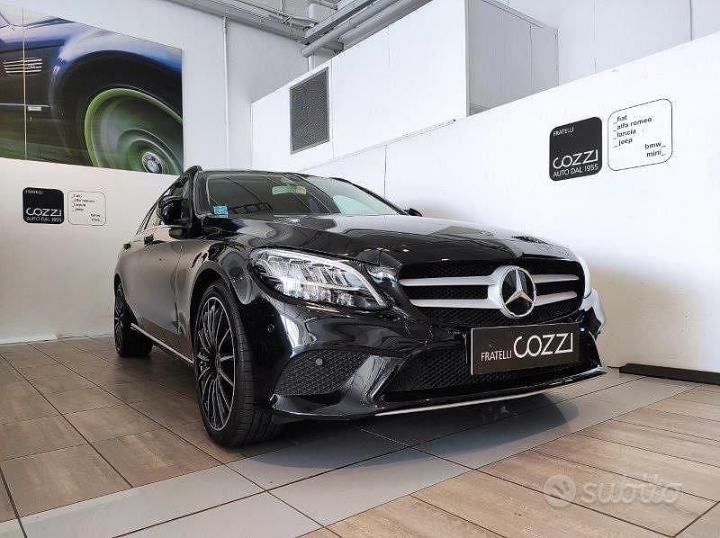 Usata Mercedes C220 Business 194 CV (142 kW) 2019 Nero Station wagon