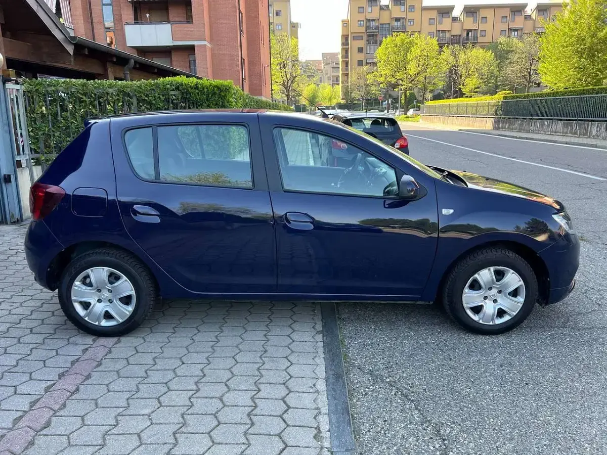 Usata Dacia Sandero Comfort 73 CV (53 kW) 2020 Blu/azzurro Berlina