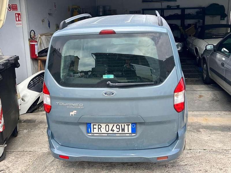 Usata Ford Tourneo Courier 101 CV (74 kW) 2017 Blu/azzurro Monovolume
