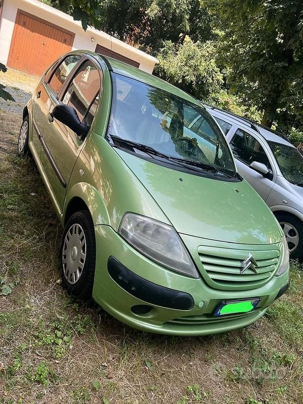 Usata Citroën C3 Elegance 60 CV (44 kW) 2004 Verde Berlina