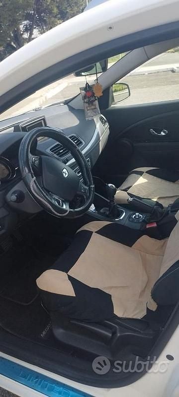 Usata Renault Mégane GrandTour 110 CV (80 kW) 2014 Bianco Station wagon