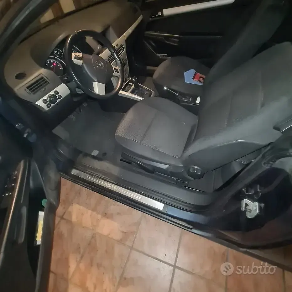Usata Opel Astra Cabriolet 2005 Cabrio