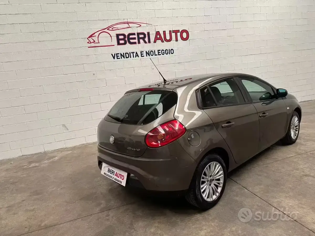 Usata Fiat Bravo 90 CV (66 kW) 2009 Grigio Utilitaria