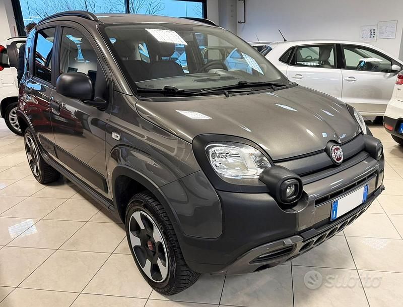 Usata Fiat Panda Cross Cross 85 CV (62 kW) 2021 Grigio Utilitaria