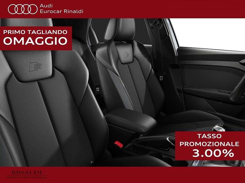 Nuova Audi A1 Sportback Comfort 116 CV (85 kW) 2025 Grigio freccia perla nero mito metallizz Utilitaria