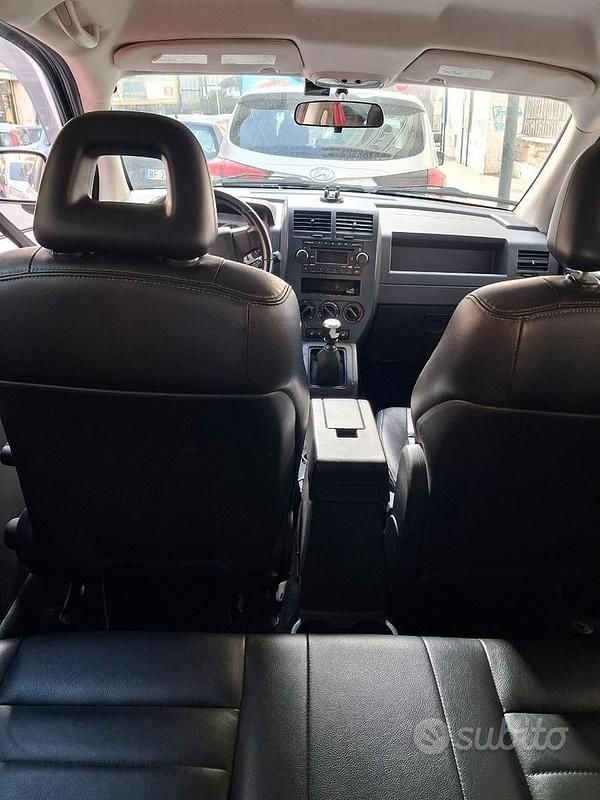 Usata Jeep Compass 140 CV (102 kW) 2009 Grigio SUV