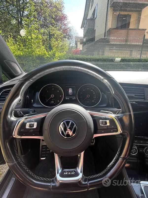 Usata VW Golf VII GTD 184 CV (135 kW) 2016 Blu Berlina