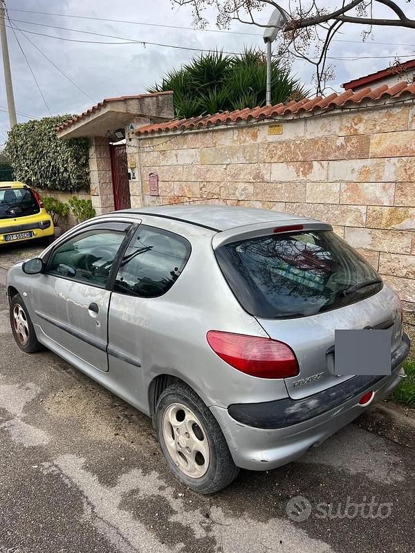 Usata Peugeot 206 60 CV (44 kW) 2000 Berlina