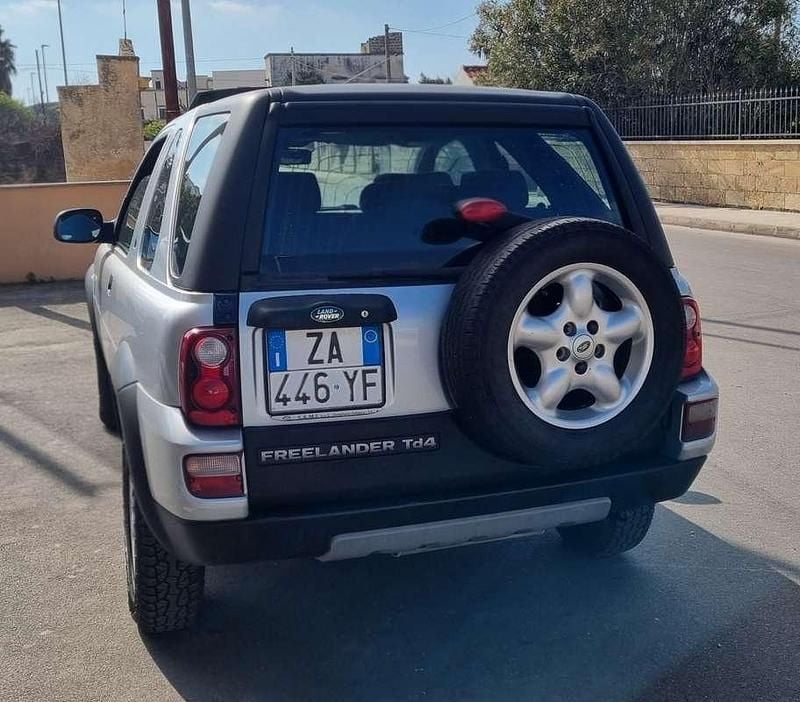 Usata Land Rover Freelander 2 111 CV (81 kW) 2006 Grigio SUV