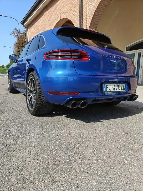 Usata Porsche Macan 311 CV (228 kW) 2017 Blu/azzurro SUV