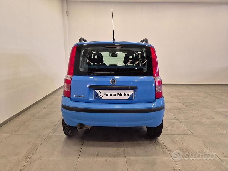 Usata Fiat Panda Dynamic 60 CV (44 kW) 2004 Blu Utilitaria