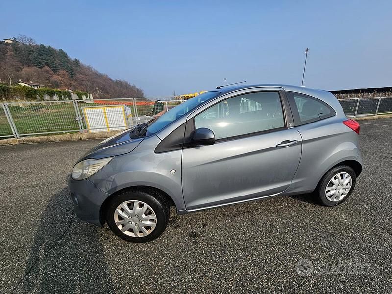 Usata Ford Ka 75 CV (55 kW) 2011 Grigio Utilitaria