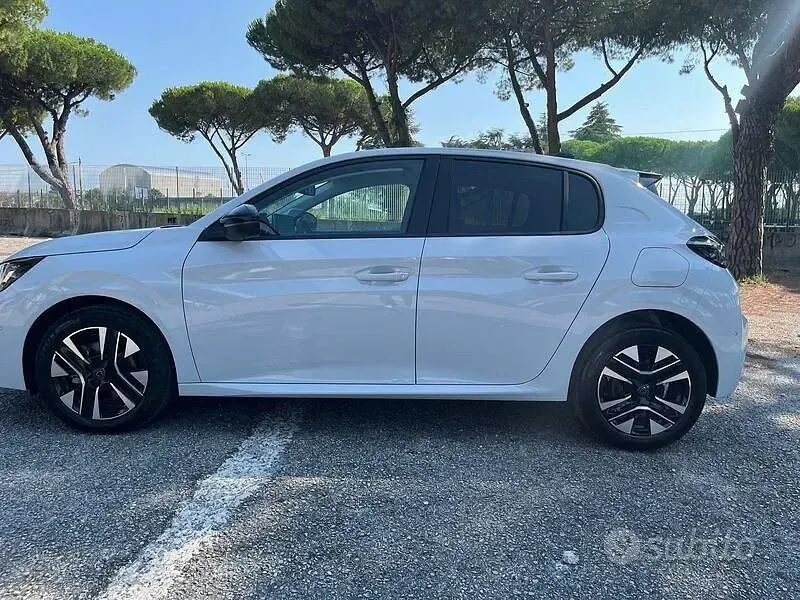 Nuova Peugeot 208 Allure Turbo 100 CV (73 kW) 2026 Utilitaria