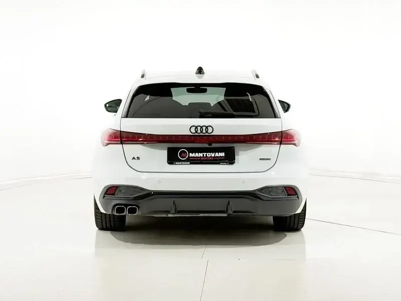 Usata Audi A5 S-Line 204 CV (150 kW) 2025 Bianco Station wagon
