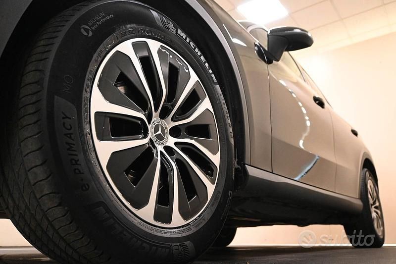 Usata Mercedes GLC220 2022 Nero SUV