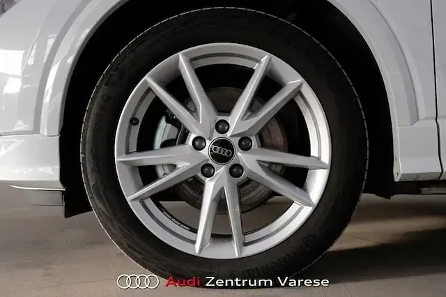 Usata Audi Q2 S-Line 150 CV (110 kW) 2024 Bianco ghiaccio SUV