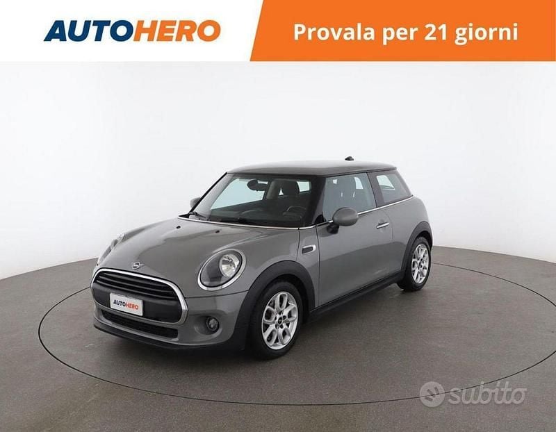 Grigio Usata 2020 Mini ONE Due volumi | 13.899 € (Super prezzo) - Immagine 1/2