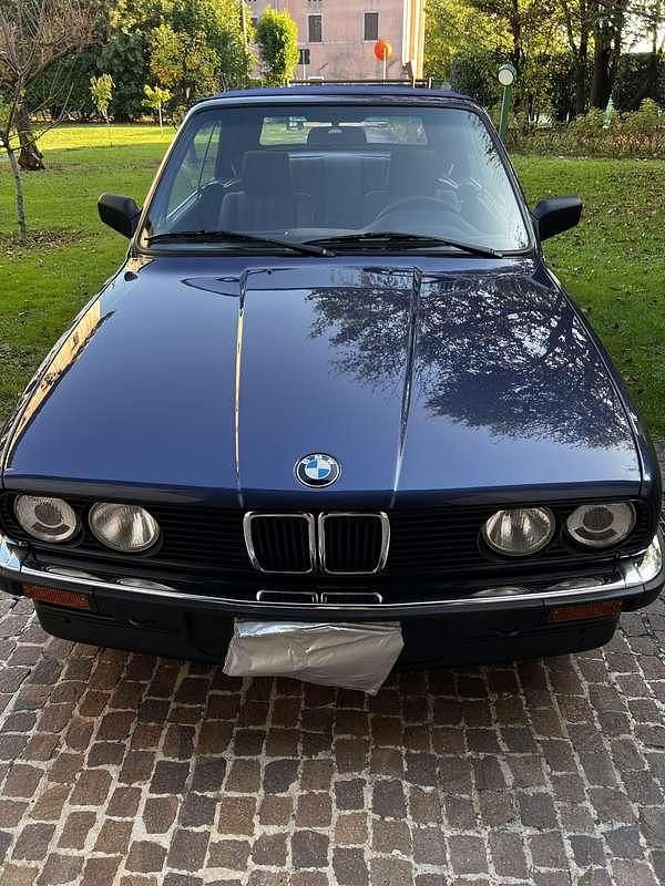 Usata BMW 320 Cabriolet 129 CV (94 kW) 1990 Cabrio
