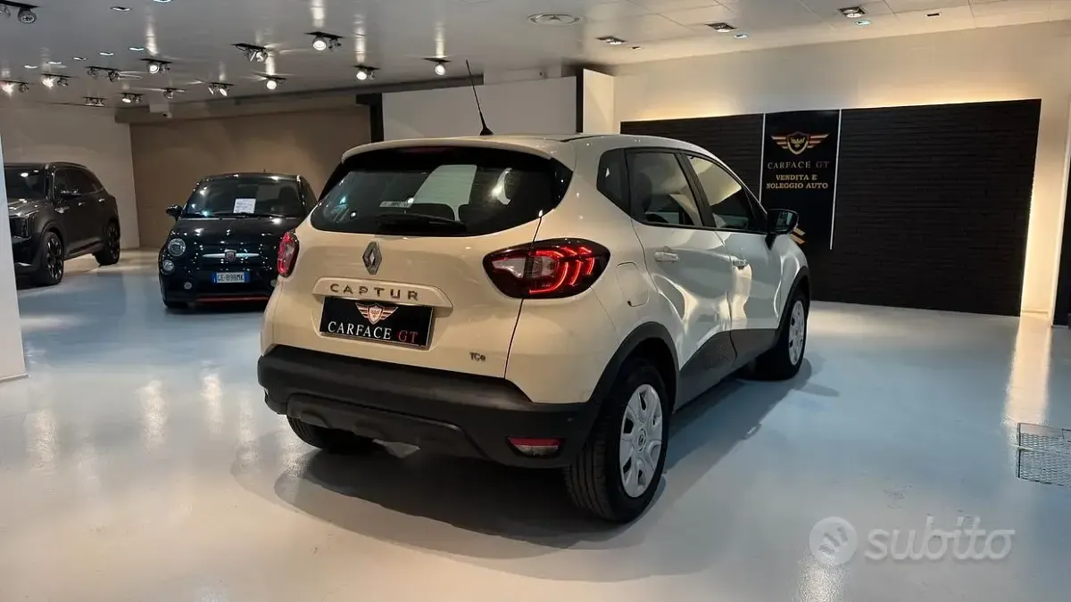Usata Renault Captur 90 CV (66 kW) 2017 Bianco SUV