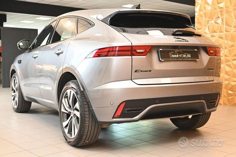 Usata Jaguar E-Pace R-Dynamic 204 CV (150 kW) 2021 Grigio SUV