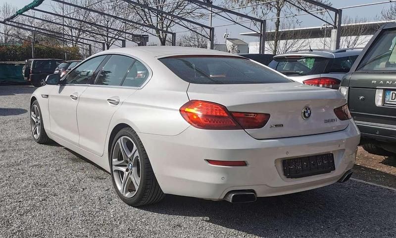 Usata BMW 650 Comfort Edition 449 CV (330 kW) 2013 Bianco Coupé