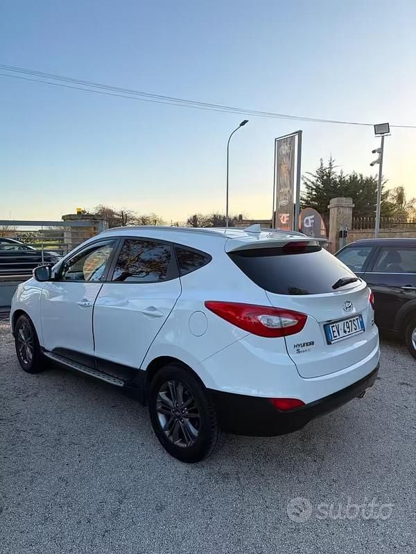 Usata Hyundai ix35 Xpossible 115 CV (84 kW) 2014 Bianco SUV